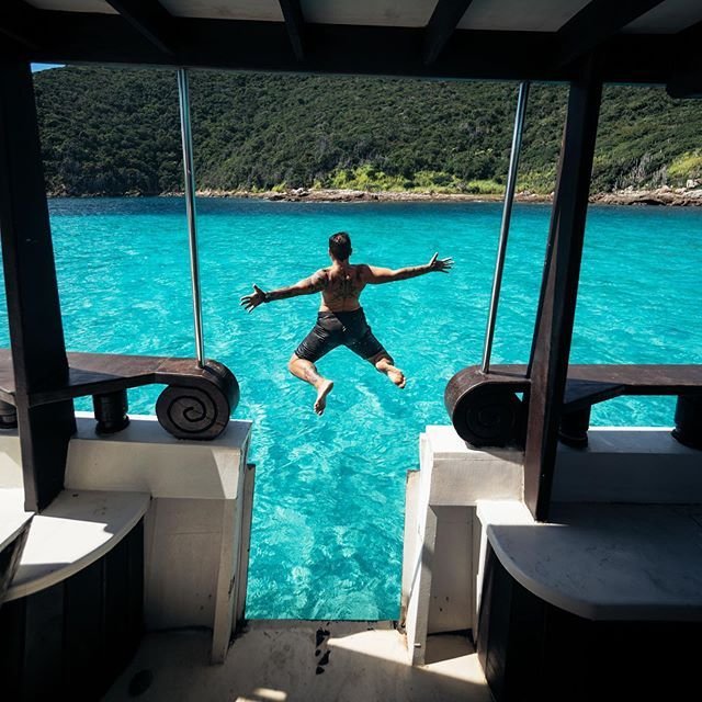 PASSEIO DE BARCO Arraial do Cabo